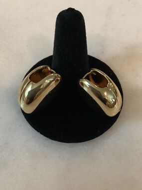 Gold-Tone Sculpted Hoop Clip-On Earrings, Brand New